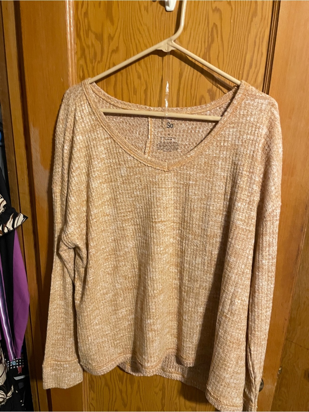 SO Women's Tan-Cream Marled V-Neck Sweater